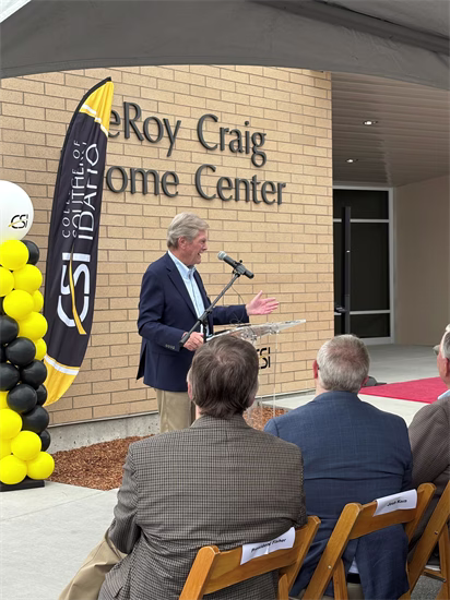 Simpson at the LeRoy Craig Jerome Center ribbon-cutting at the College of Southern Idaho