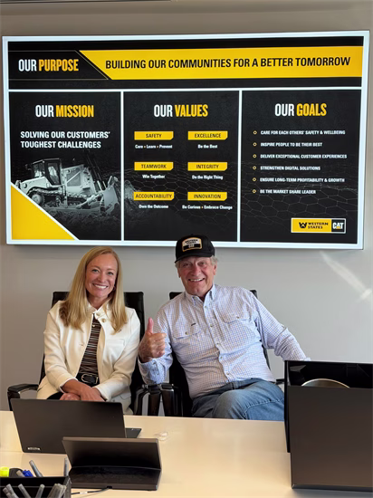 Simpson visits Western States Cat in Boise to discuss permitting reform